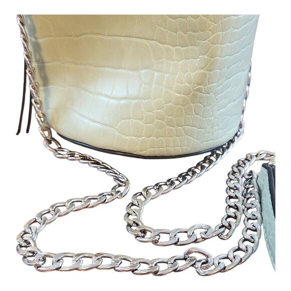 Expressions NYC purse crossbody barrel bucket bag green crocodile embossed - Picture 10 of 16